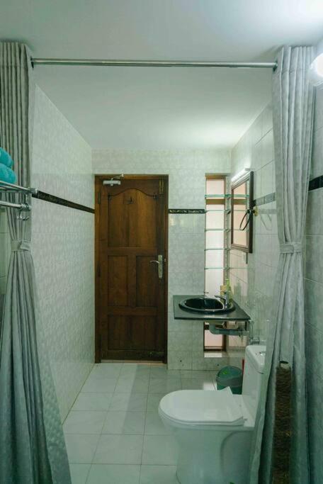 Baywatch By Grha - A Picturesque Beachfront Villa Kozhikode Bagian luar foto