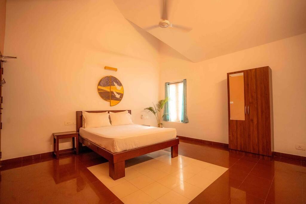 Baywatch By Grha - A Picturesque Beachfront Villa Kozhikode Bagian luar foto